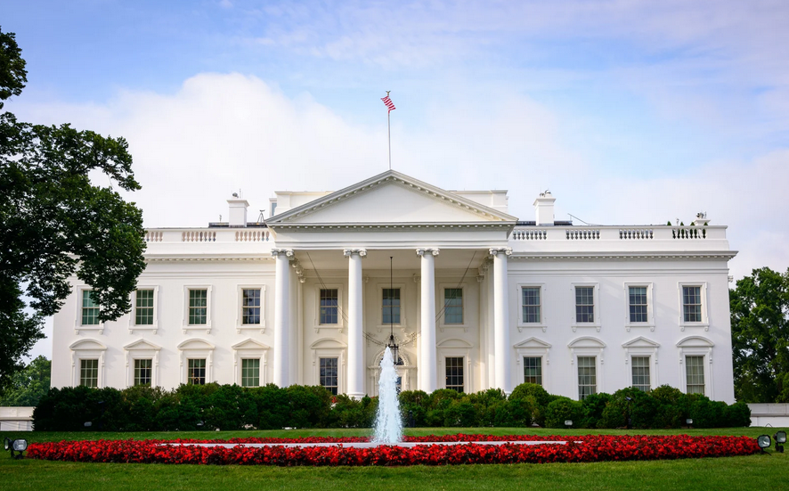Reliable Security and Picture of the white house lawn for Locksmith Services nearby